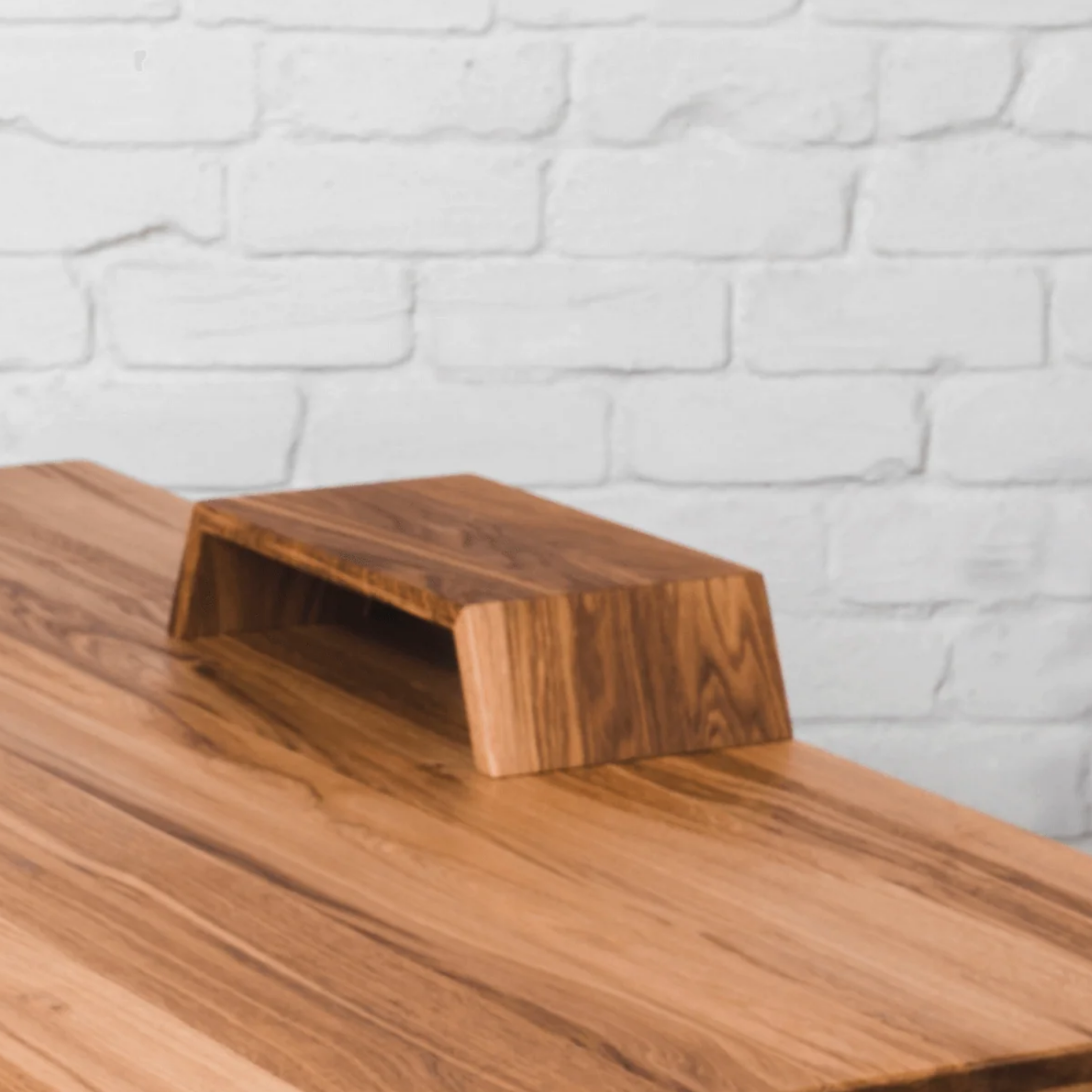 Mini Monitor Stand | Oak Monitor Stand | OAKO Denmark