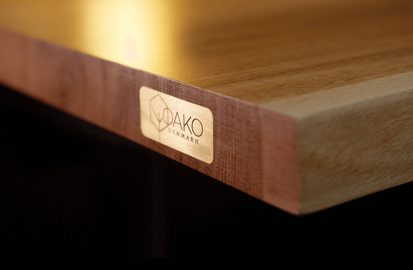 Oak Standing Desk | Adjustable Standing Desk | OAKO Denmark